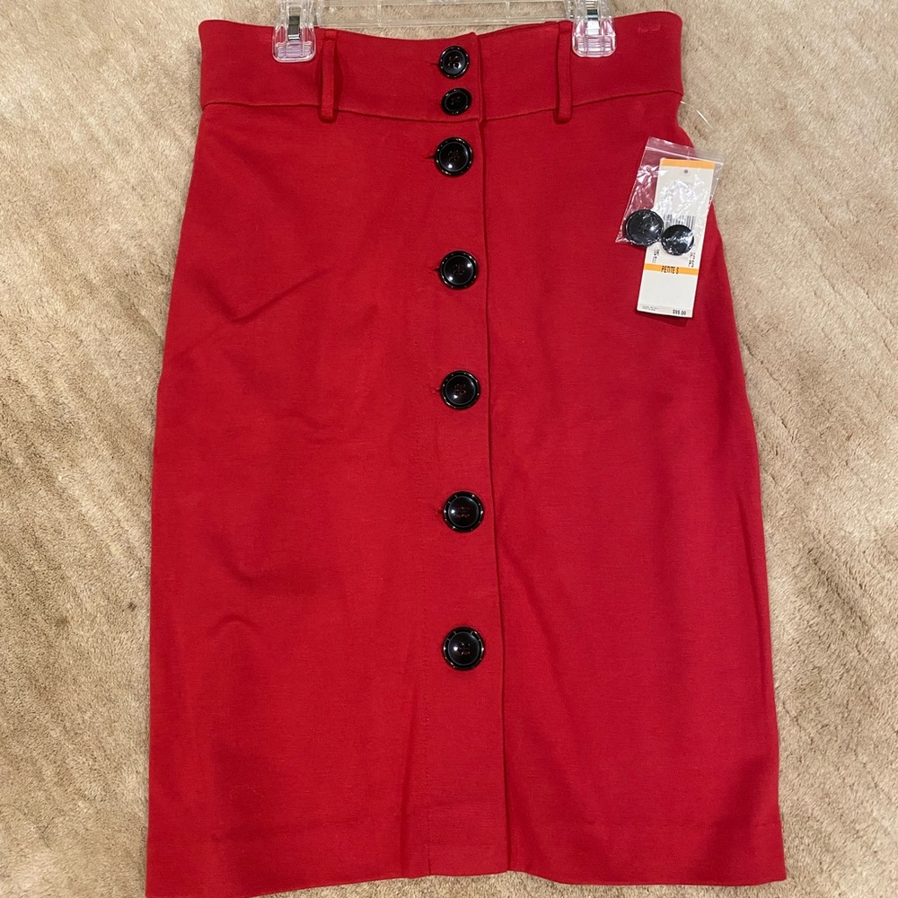 Petite Size S Anne Klein brand new red skirt